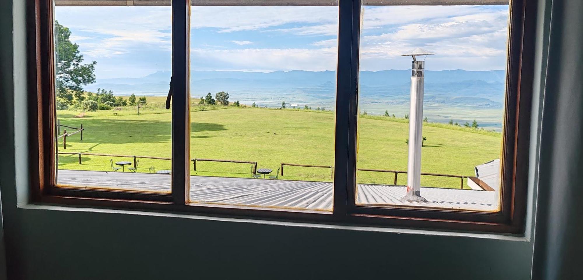 Drakensberg Mountain Retreat Guest House Бергвил Екстериор снимка