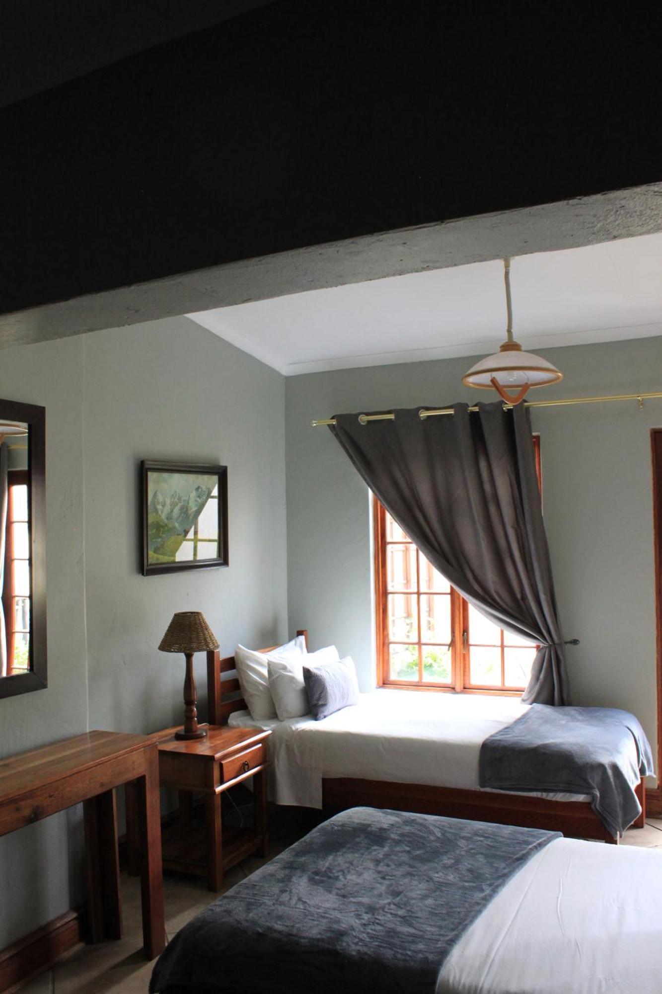Drakensberg Mountain Retreat Guest House Бергвил Екстериор снимка