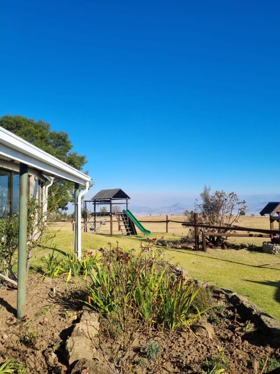 Drakensberg Mountain Retreat Guest House Бергвил Екстериор снимка