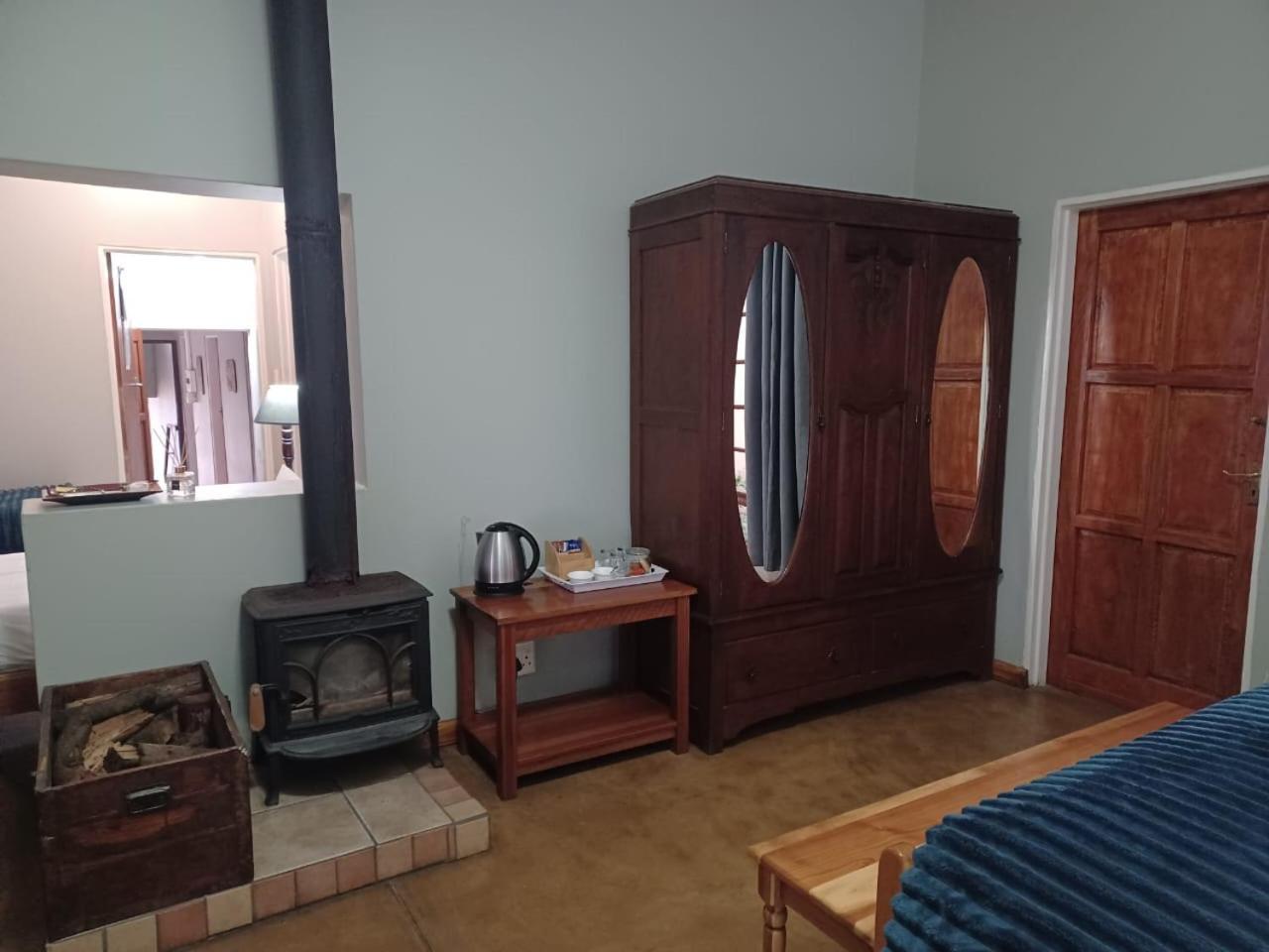 Drakensberg Mountain Retreat Guest House Бергвил Екстериор снимка