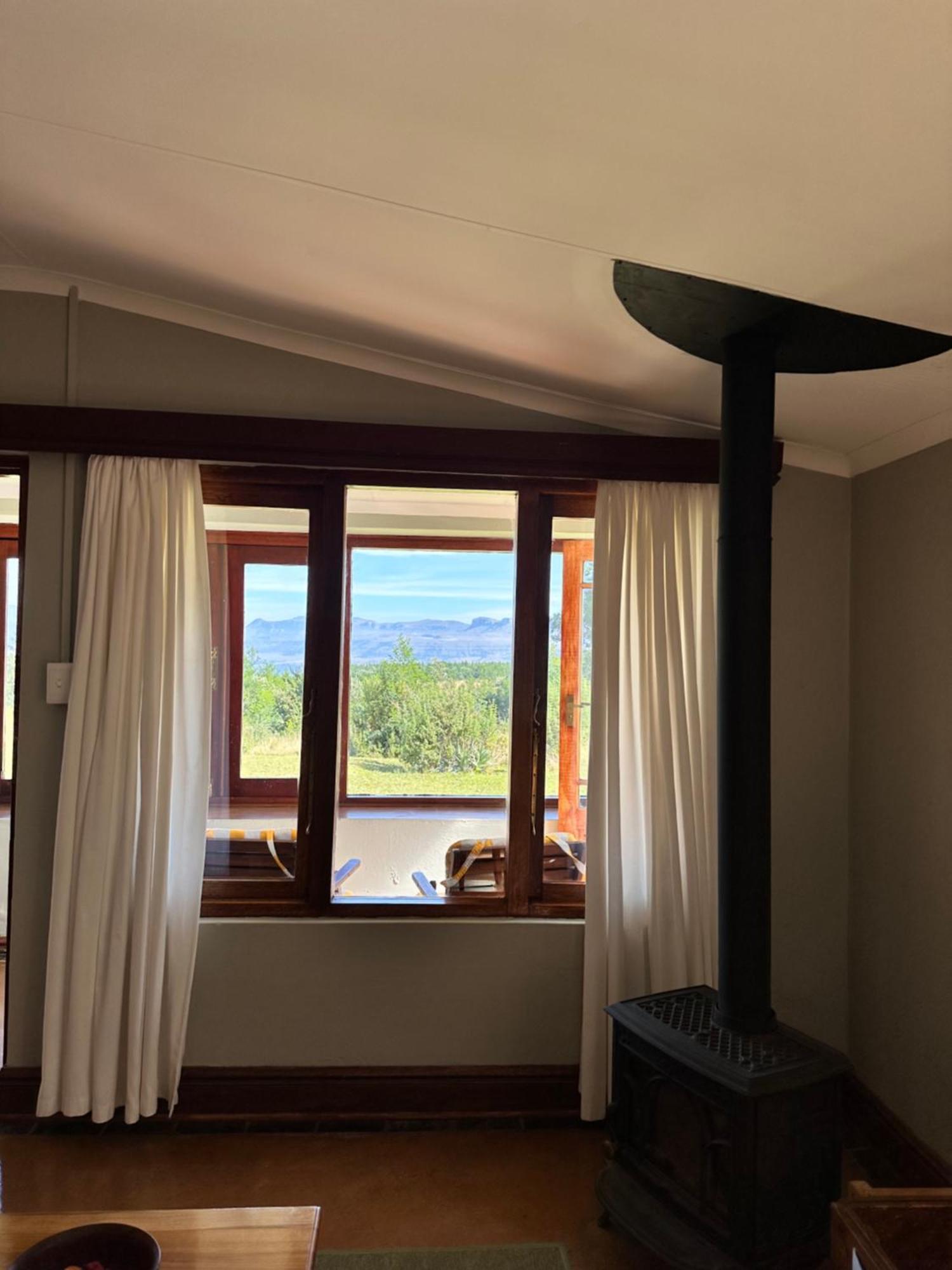 Drakensberg Mountain Retreat Guest House Бергвил Екстериор снимка